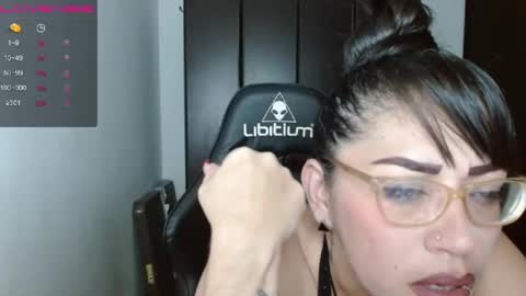 Snapshot of natashasmithe chatting on 01-24-25, 07:08 Natasha Smithe  online show from 01-24-25, 07:08