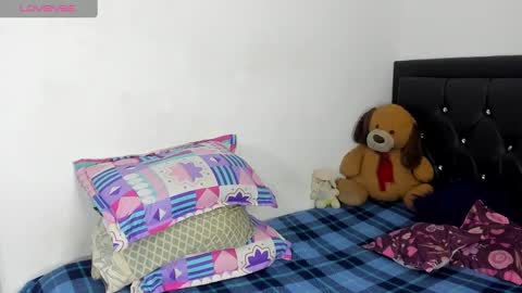 Snapshot of natassha_brown chatting on 12-24-24, 02:10 Natassha  online show from 12-24-24, 02:10