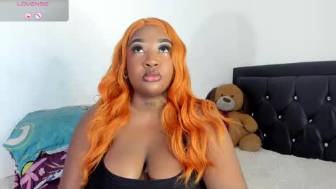 Snapshot of natassha_brown chatting on 01-18-25, 12:24 Natassha  online show from 01-18-25, 12:24