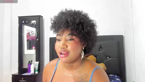 Snapshot of natassha_brown chatting on 10-23-25, 11:57 Natassha  online show from 10-23-25, 11:57