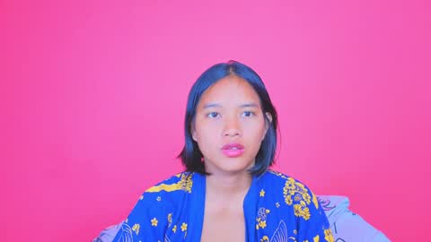 Snapshot of natchac chatting on 01-16-25, 10:21 Natcha C online show from 01-16-25, 10:21