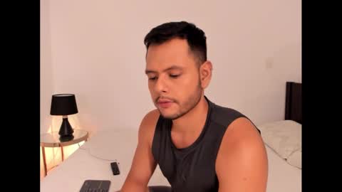 Snapshot of nate_ocean chatting on 12-03-24, 01:19 Nate Ocean online show from 12-03-24, 01:19