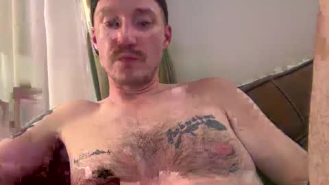 Snapshot of naterando chatting on 04-14-26, 02:06 naterando online show from 04-14-26, 02:06