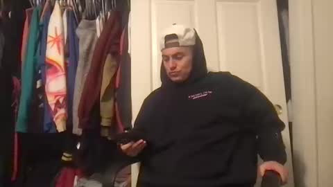 natetheexplorer online show from 10-10-25, 04:44