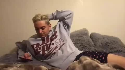 natetheexplorer online show from 11-19-25, 06:46