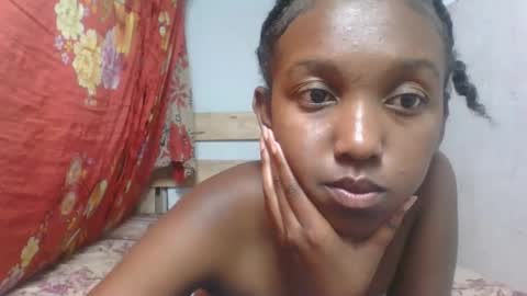 nathalia069 online show from 04-24-26, 08:11