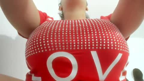 Snapshot of nathalia_hottman chatting on 01-16-25, 09:40 NATHALIA online show from 01-16-25, 09:40