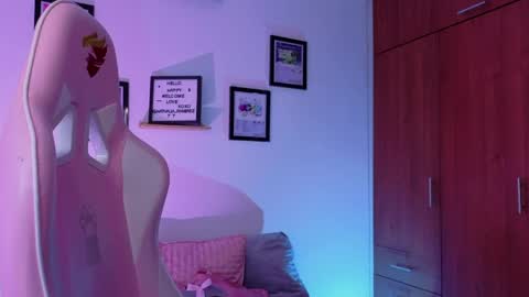 Snapshot of nathalia_ramirez_ chatting on 05-01-26, 05:01 Nathalia Ramirez online show from 05-01-26, 05:01