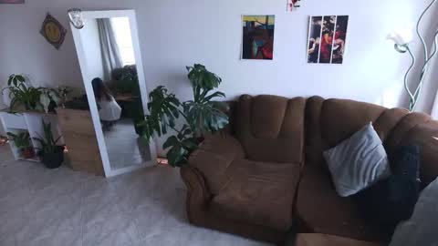 Nathalia  online show from 09-10-25, 08:20