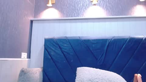 Nathalia online show from 10-16-25, 05:52