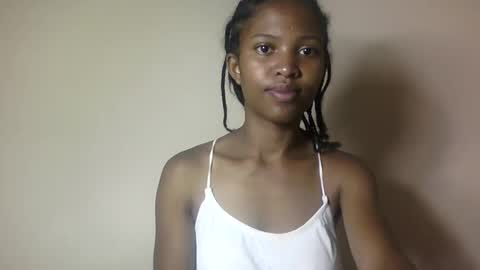 Snapshot of nathalie004 chatting on 11-07-25, 05:29 nathalie004 online show from 11-07-25, 05:29