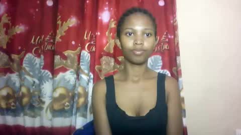 Snapshot of nathalie004 chatting on 11-27-25, 07:21 nathalie004 online show from 11-27-25, 07:21