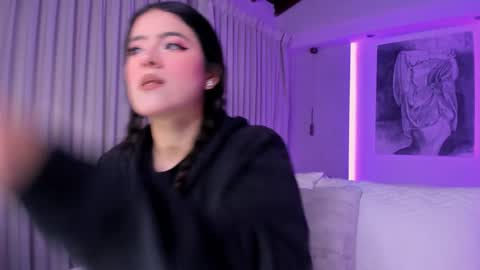 NATHALIE online show from 11-21-25, 11:09