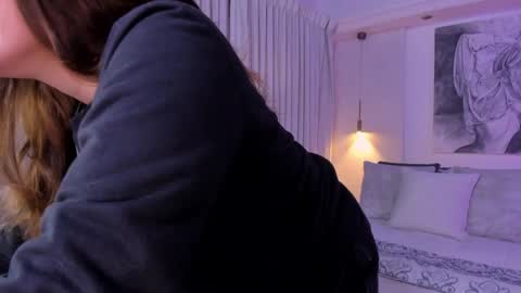 NATHALIE online show from 04-08-26, 11:21