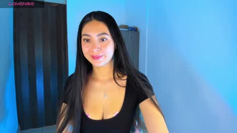 Nathalie online show from 04-04-26, 04:04