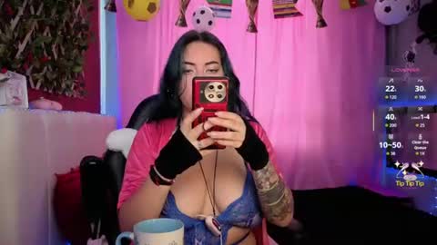 Nathalie online show from 06-16-26, 03:47
