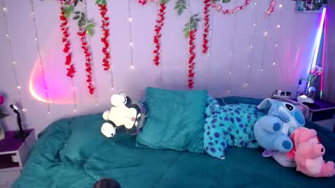 nathallyrouse online show from 12-14-25, 02:28