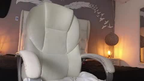 nathaly_blue online show from 12-17-24, 10:32