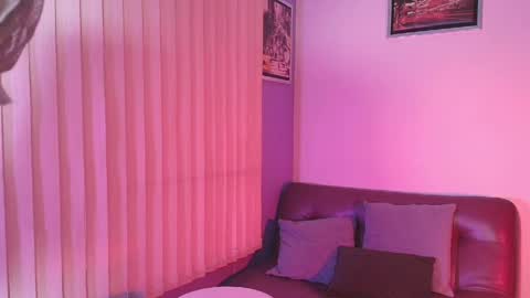 nathaly_evans18 online show from 03-26-26, 06:08