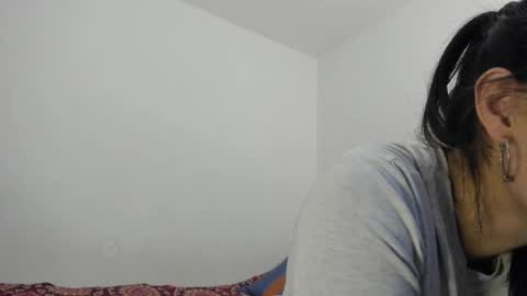 Snapshot of nathaly_love96 chatting on 03-10-25, 05:29 Nathaly online show from 03-10-25, 05:29