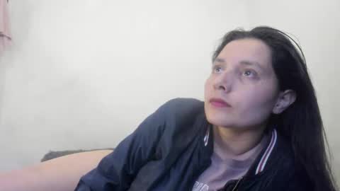 Snapshot of nathaly_love96 chatting on 10-02-25, 07:43 Nathaly online show from 10-02-25, 07:43