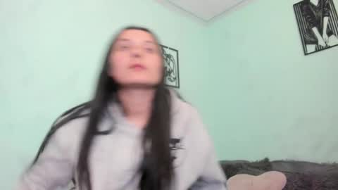 Snapshot of nathaly_love96 chatting on 12-15-25, 11:20 Nathaly online show from 12-15-25, 11:20