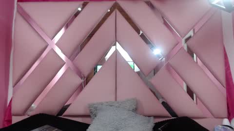 nathaly low online show from 12-04-24, 03:04