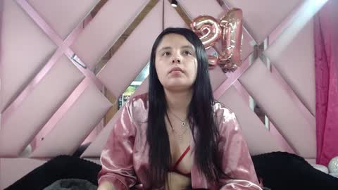 nathaly low online show from 01-18-25, 06:03