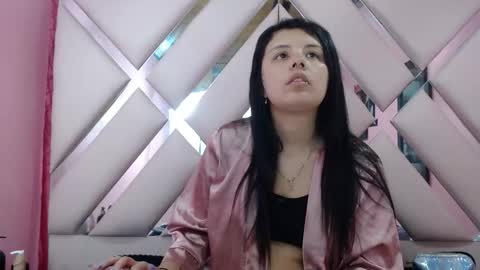 nathaly low online show from 10-01-25, 03:01