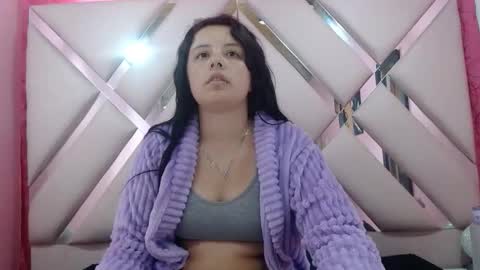 nathaly low online show from 01-15-26, 12:21