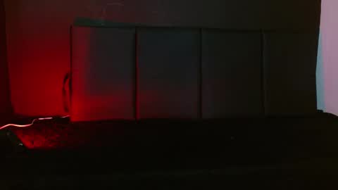   online show from 09-20-25, 02:07