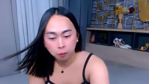 SWEET NATHALYA online show from 12-17-25, 11:11