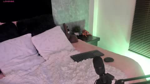 Snapshot of nathalylopez chatting on 02-06-25, 05:51 Nathaly lopez online show from 02-06-25, 05:51