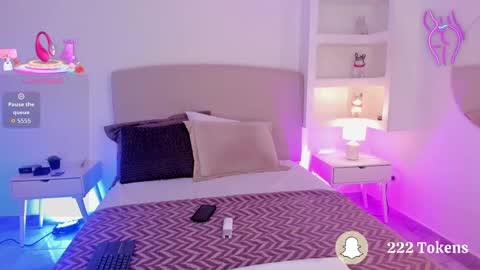 NATHALY  online show from 10-01-25, 10:43