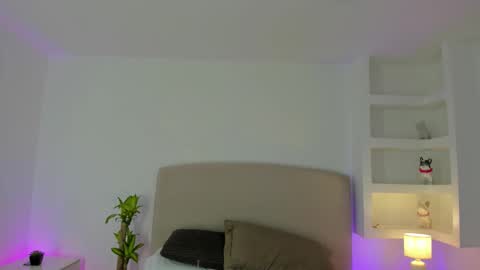 NATHALY  online show from 02-12-26, 10:43