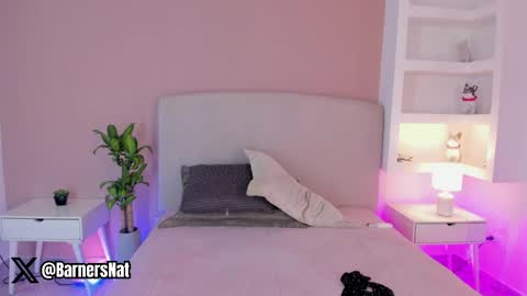 Snapshot of nathalyn05 chatting on 05-04-26, 10:44 NATHALY online show from 05-04-26, 10:44