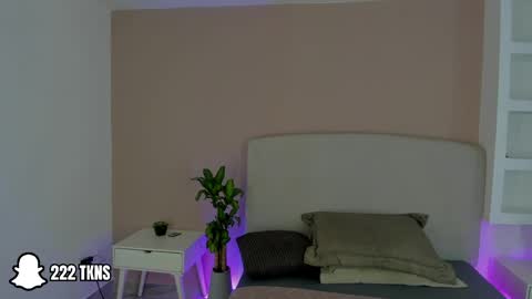 Snapshot of nathalyn05 chatting on 05-29-26, 10:57 NATHALY online show from 05-29-26, 10:57