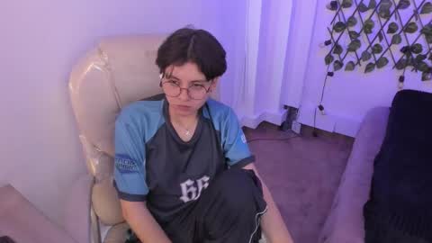 nathalyy_ds online show from 10-15-25, 08:42