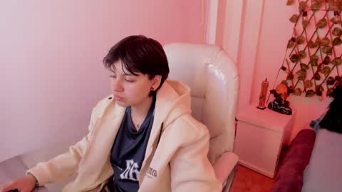 Snapshot of nathalyy_ds chatting on 01-06-26, 07:39 nathalyy_ds online show from 01-06-26, 07:39