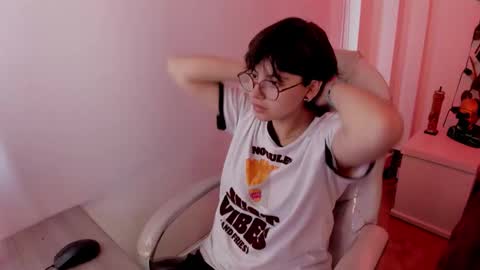 Snapshot of nathalyy_ds chatting on 01-09-26, 07:04 nathalyy_ds online show from 01-09-26, 07:04