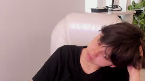 nathalyy_ds online show from 06-12-26, 05:12