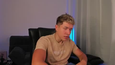 Nathan online show from 11-04-25, 08:08