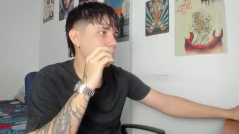 Snapshot of nathan_galanis chatting on 11-25-25, 07:58 nathan online show from 11-25-25, 07:58