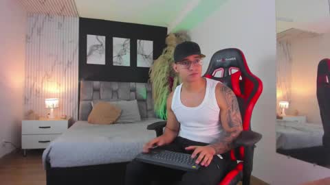 nathan_gross online show from 02-05-25, 02:40