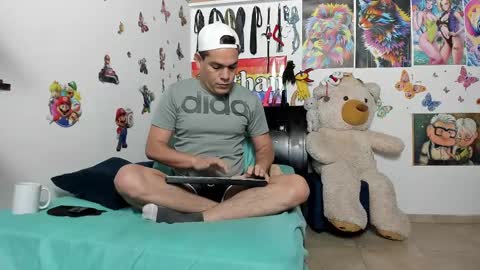 Snapshot of nathan_sanchez chatting on 01-05-25, 10:10 Nathan online show from 01-05-25, 10:10