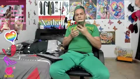 Snapshot of nathan_sanchez chatting on 01-12-25, 07:00 Nathan online show from 01-12-25, 07:00