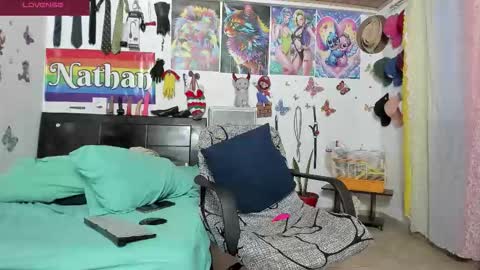 Snapshot of nathan_sanchez chatting on 09-30-25, 04:23 Nathan online show from 09-30-25, 04:23