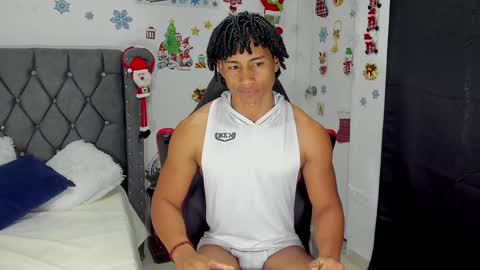 Snapshot of nathan_sexy247 chatting on 12-23-24, 10:10 Nathan online show from 12-23-24, 10:10