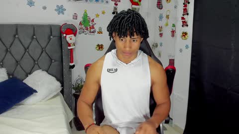 Snapshot of nathan_sexy247 chatting on 12-23-24, 01:35 Nathan online show from 12-23-24, 01:35