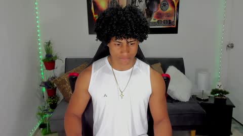 Snapshot of nathan_sexy247 chatting on 02-06-25, 02:22 Nathan online show from 02-06-25, 02:22